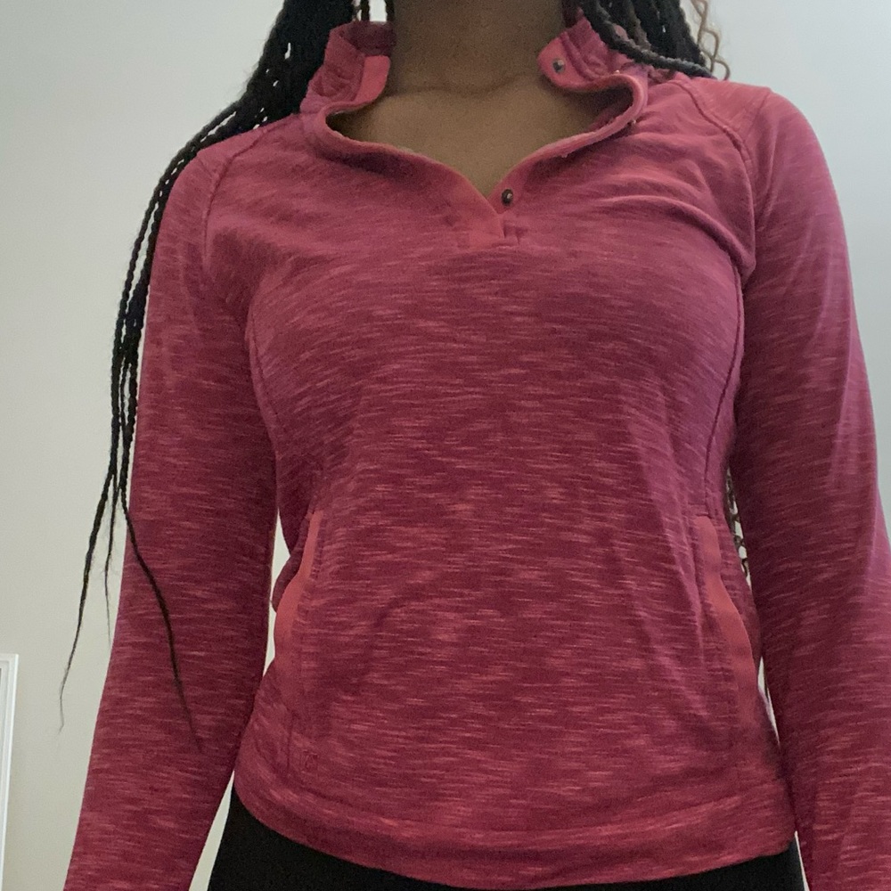 Avalanche dark pink sweater with pockets and hand pockets
